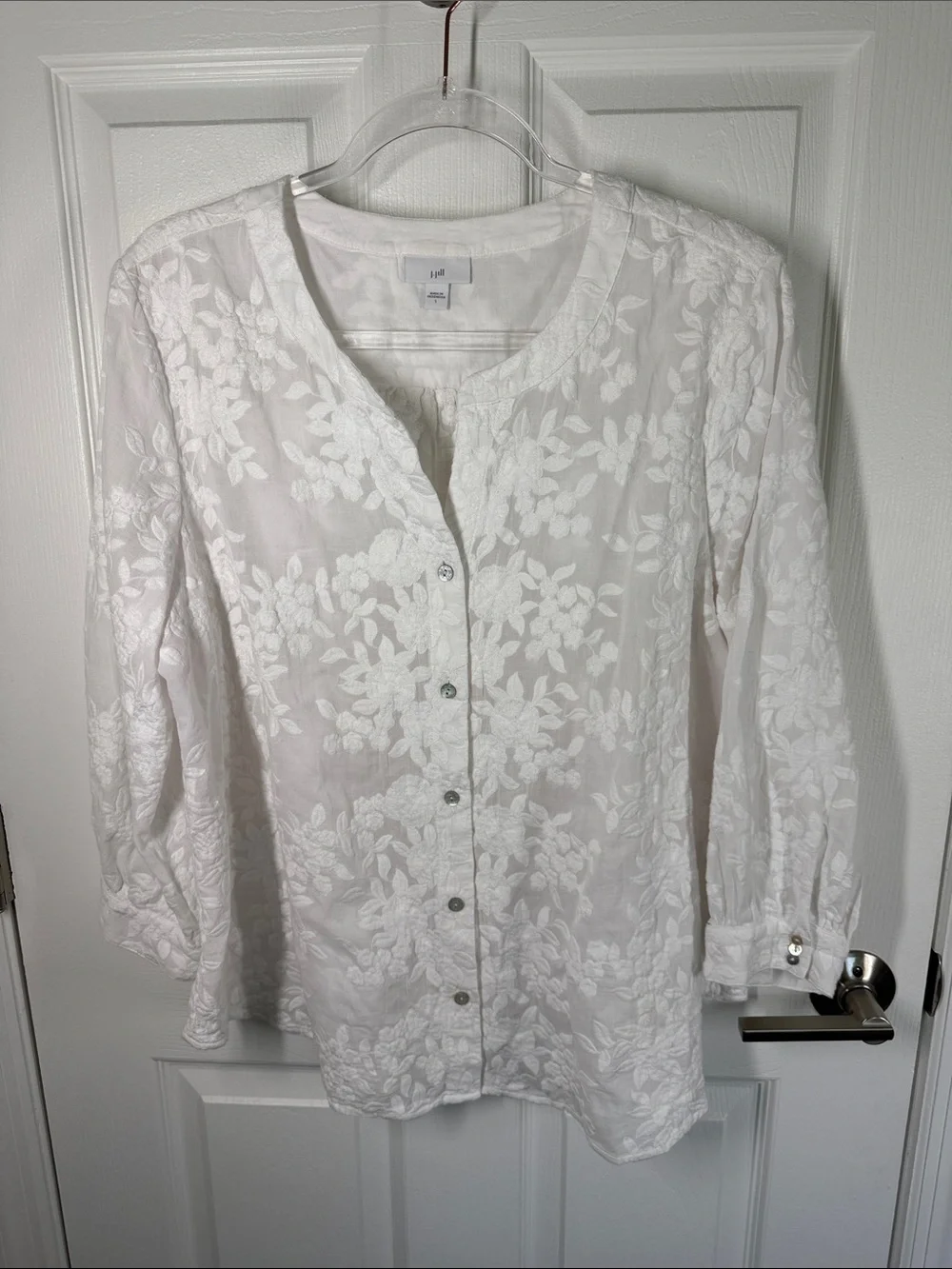 J Jill white cotton fully embroidered floral button front blouse size large